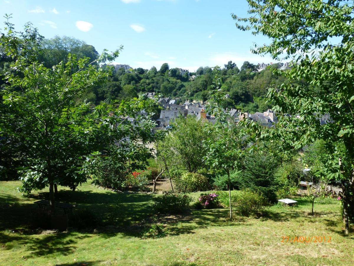 Le Logis De La Cour De Bretagne Au Port De Dinan Lanvallay ภายนอก รูปภาพ