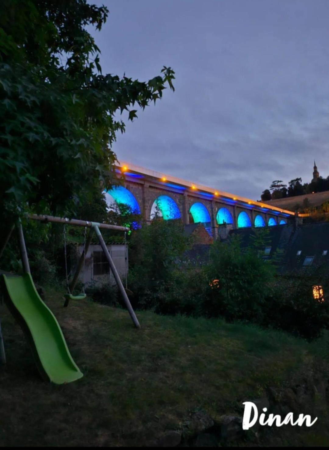 Le Logis De La Cour De Bretagne Au Port De Dinan Lanvallay ภายนอก รูปภาพ